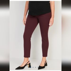 Maternity Full Panel Pixie Ankle Pants (Burgundy)